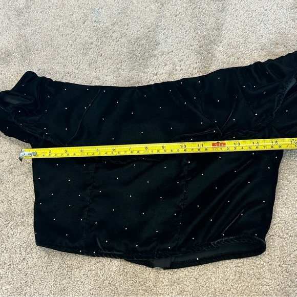 TOPSHOP black velvet ruffle frill polkadot crop top Sz 4 - Picture 10 of 11